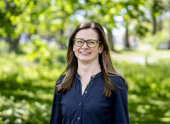 Dr Catherine Headley